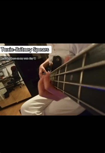 Toxic bass cover #Insta360 #viral #fyp #begginer #pourtoi