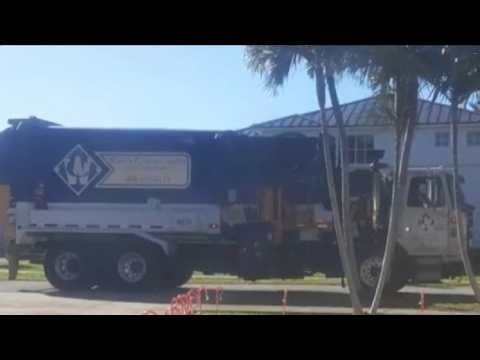 NewWay Autocar Sidewinder and Waste Connections Recycling