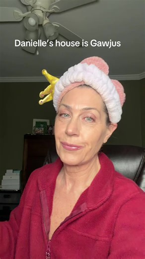 KitchenKillaLisa (@thehangryitalian)’s video of danielle the caviar queen