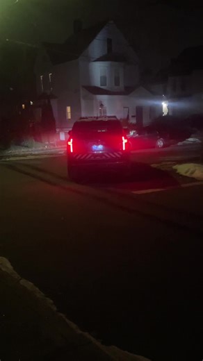 Holyoke Police Department Car 6 leaving a medical call #policeoftiktok #holyoke #massachusetts