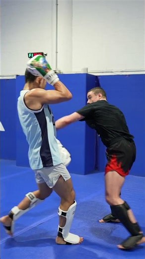 Beginners Miss These in Sparring – Watch Closely 👊🎯