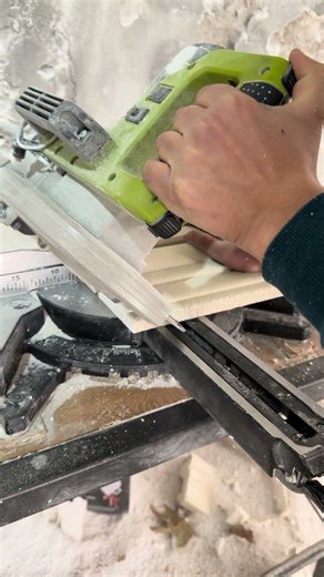 Professional Penoplast Cornice Cutting Technique | Step-by-Step Guide