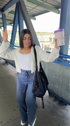 Un día conmigo en el cenma 🤭 con mi cómplice de viaje jajaja