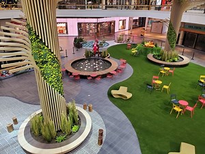 Fox Valley Mall To Hold Ribbon-Cutting For New Center Park