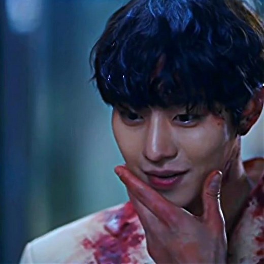 his expression 😅😅 | abyss kdrama | #shorts #kdrama #abyss #ahnhyoseop #parkboyoung