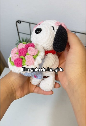Snoopy y Flores: Tutorial de Crochet Creativo