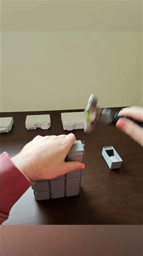 Gridfinity Storage Box: Parametric, Stackable, Latching