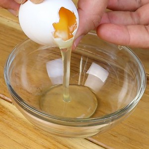 4.3M views · 79K reactions | How to Remove WRINKLES and EXPRESSION LINES naturally with only 2 ingredients | My Tips Book | Facebook