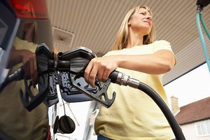 Crazy New Machine Can Make Gasoline Out Of Thin Air - BGR
