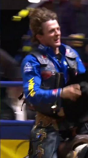 Stetson Wright takes a wild ride after round 4 in Saddle Bronc