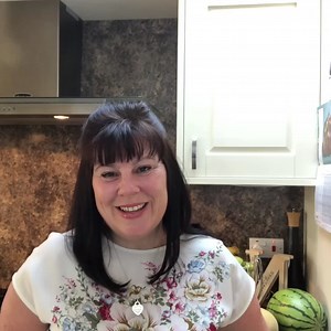 108K views · 3.6K reactions | Party sprinkle cake 療 This cake always cheers everyone up  The best recipe for a LIGHT sponge, always use butter never margarine!! #northernnic #Tesco #weekendvibes #easyrecipes #poundland #amazon #partycake #sprinkles #icing #getkidscooking #Cake #cakesofinstagram #baking #bakery #treats #deliciousfood #tasty | Northern Nic’s Back Kitchen | Facebook