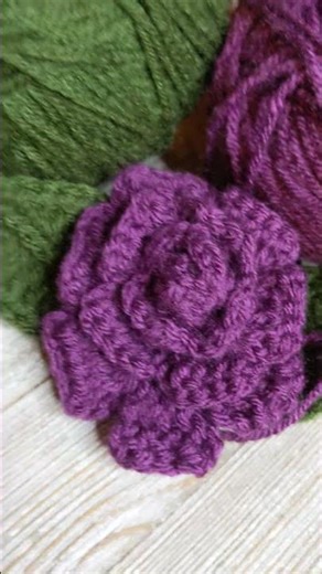 Crochet Roses 🙏🏻 🌹 🧶 Chain Rose pattern