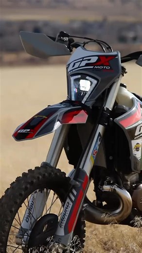 GPX MOTO / PITSTER PRO on Instagram: "The GPX Moto TSE 300L is an off-road two-stroke enduro motorcycle designed for trail riding and competition use. It’s part of GPX Moto’s lineup of lightweight, performance-oriented dirt bikes that aim to offer strong capability at a more affordable price compared with many European brands. What it is A two-stroke, single-cylinder dirt bike with ≈294 cc displacement — meaning it’s a relatively powerful 300 class machine. Built primarily for off-road and endur