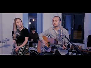 Alin si Emima Timofte - Port al Tau Nume sfant (Official video)