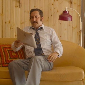 32 reactions | Dříve jsme nemohli najít tu správnou polohu pro čtení novin. Nyní není nic pohodlnějšího díky novému Citroënu C4 and a jeho Smart Pad Support®! Model je dostupný také ve 100% ëlektrické verzi, v benzínu nebo v naftě. https://bit.ly/C4_eC4 #CitroënË_C4 #ElectricForAll #OpenTheWay #Comfort | Citroën | Facebook