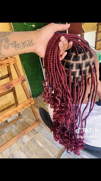 Beautiful Knotless Braids with Curls | Color 39 (Maroon)