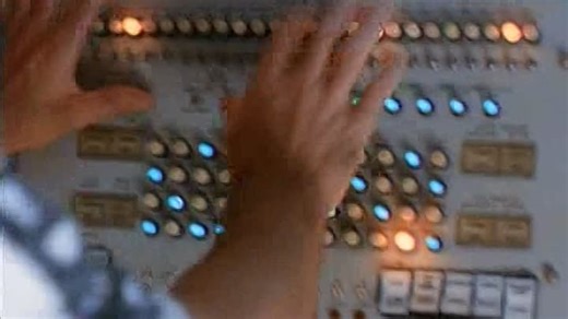 [WwW.Skstream.ws]-Code Quantum S4- Ep7 FRENCH DVDrip Xvid