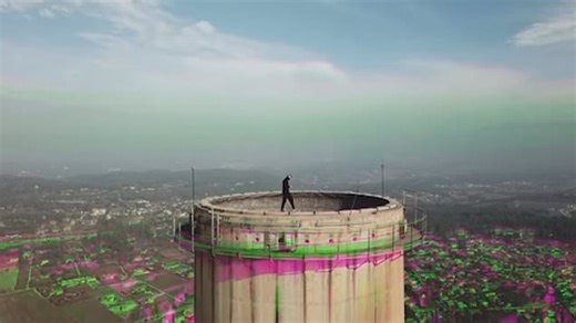 2022: Remi Enigma climbs France's tallest chimney at 300m