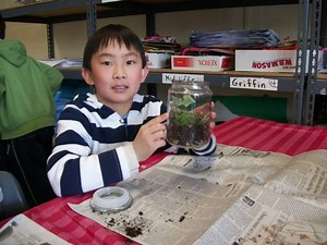 Kids Make a Water Cycle in a Jar