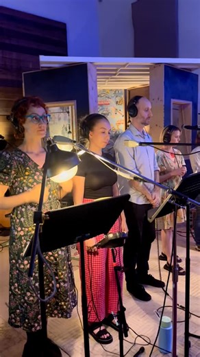 Emma Dean on Instagram: "2025... As much as I'd love to do a big celebration post, I'm too exhausted to talk about all the stuff I did. It was a big year, full of glorious highs and lows. Y'all can probably relate? I guess this is just life, right. ❤️ One thing I have learnt, particularly in the past two months, is...not much makes sense. And all we really have control over is how we choose to (re)act. I hope that 2026 brings more togetherness. Simple acts of unity where we come together and mak