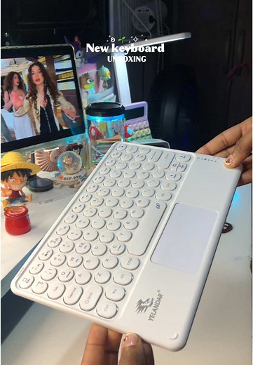 Yelandar Wireless Keyboard for iPad Unboxing and Review