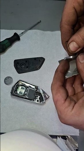 remplacement pile télécommande volkswagen golf 8