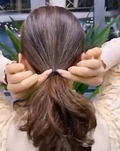 Daily Hair Tutorials 💇‍♀️ on Instagram: "Wooow! 🥰🥰❤️ Follow @hairs.diy to get more hair style ideas and learn simple beautiful hair styles 💓 . . #hairstyleideas #videohair #braidtutorial #hairtutorialvideo #hairvideotutorial #hairstyletutorial #braidoftheday #braidsofinstagram #hairglamvideos #tutorialhairdo #hairvideoshow #naturalhairtutorial #tutorialhair #cutehairstyles #marcbeauty #tutorialvideo #braidinglife #hairofinstgram #braidinspo #hairdecoration #hairstylevideo #longhairstyles #ha