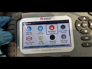 REVIEW - VIDENT iAuto 702Pro OBD2 Diagnostic Scanner- Immobilizer and PROGRAMMING FOB KEYS