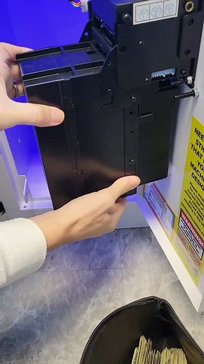 Money Counting Machine in Action: See How It Works