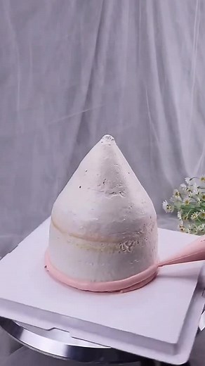 Creative Cake Decorating Ideas with Pythagorean Theme