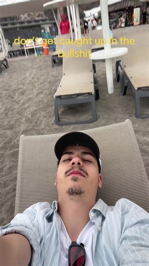 snowmers (@snowmers)’s videos with original sound - ✬𝔍𝔲𝔰𝔱𝔊𝔶𝔪𝔈𝔡𝔦𝔱𝔰✬