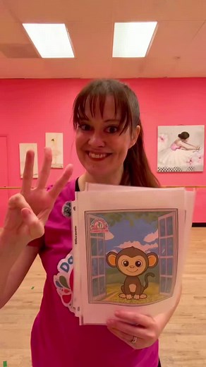 3 Ways to use Window Buddies 🦁🐰🐦🦩 in your preschool dance classes! 1) Use them to teach the concept of Windows an Changing Lines 2) Use your Flamingo, Bird, Lion and Rabbit Buddies to teach stage directions 3) When you’re done with your Window Buddies hang them across the mirror for an audience experience! Want all 15 Buddies?? Join us in the Dance to Learn®️ Community for our Recital Dance Cleaning Challenge starting 5/15! The challenge will include video tutorials on how to effectively use