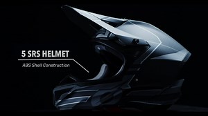 Streamlined and Race Ready // the 2021 O’Neal 5 SRS Helmet is built for style , safety, and comfort. 𝐎’𝐍𝐞𝐚𝐥 𝟓 𝐒𝐑𝐒 𝐇𝐞𝐥𝐦𝐞𝐭 𝐅𝐞𝐚𝐭𝐮𝐫𝐞𝐬 - Lightweight ABS shell construction - Coolmax® ultra-plush liner - Multiple high flow air vents - Removable & washable liner - Adjustable visor design - Durable clear coated graphics - Meets DOT, ECE 22-05 and AS/NZS Safety Standards | O'Neal