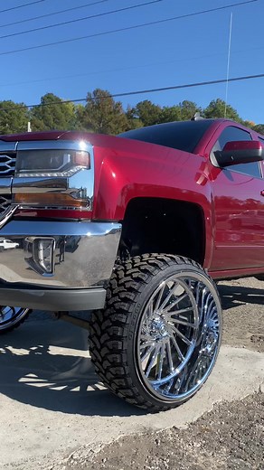 Customized Artem Offroad Silverado with 26x14 Lindsey's Tires