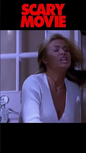 Carmen Electra Destroys The Killer!? 😱🎃 | Scary Movie (2000)