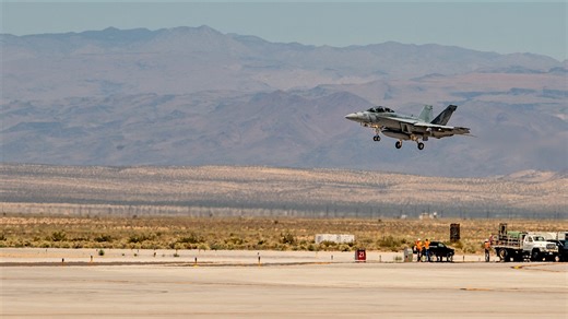 China Lake planes flying again after quakes