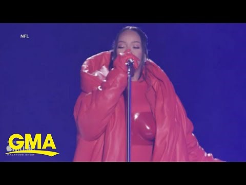 A behind-the-scenes look at Rhianna’s halftime performance