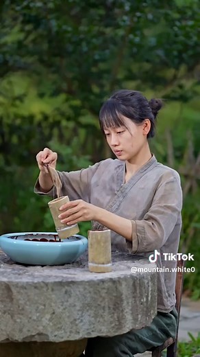 Colorful Mother-of-Pearl Mahjong-A Royal Pastime Beloved by the Last Emperor Puyi #IntangibleCulturalHeritage #BeautifulScenery #ChineseCulture #traditionalcrafts #RuralGuardian