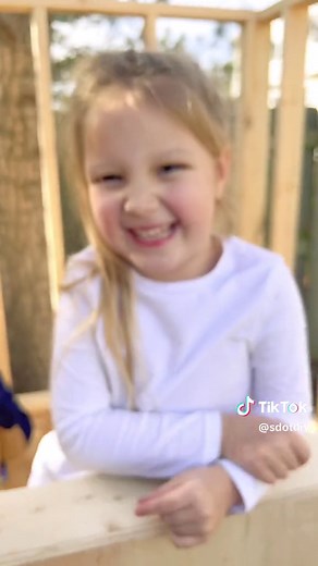 Easy DIY Chicken Coop Plans for Your Backyard Chickens