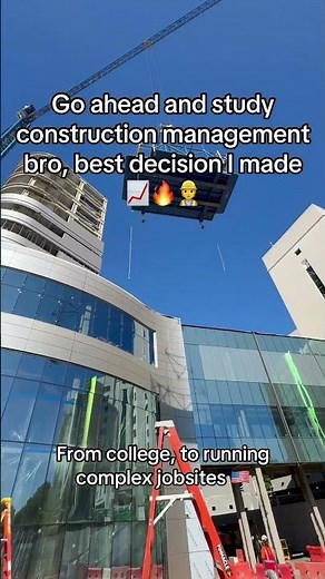 Studying Construction Management College Degree