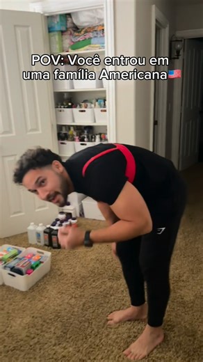 Lucas🇧🇷 | No início eu tinha um pouco de medo do que a família da minha esposa ia achar de mim, mas com o tempo percebi que eles gostam desse calor... | Instagram