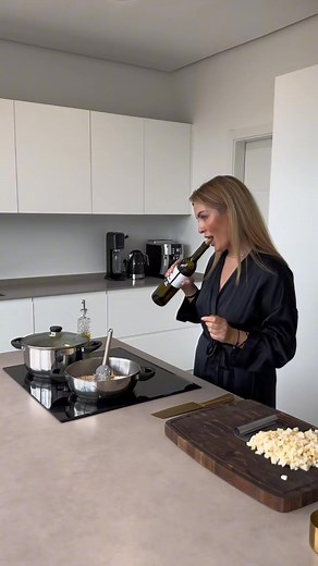 21K views · 394 reactions | HOW IN A RESTAURANT I love recreating the presentation of a restaurant's dishes at home. It's not just about the taste, but also about the aesthetics 奈 They say women love with their ears. Personally, | Cook food | Facebook