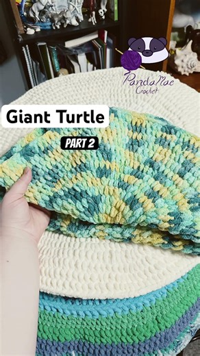 Crocheting a Giant Turtle Bean Bag… and it’s getting REAL 🐢 | Part 2