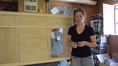 Build this stunning bathroom vanity (part 2)