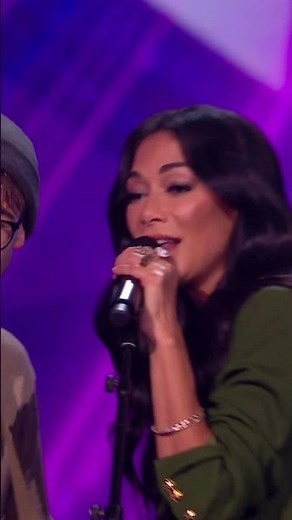 Nicole couldn't resist a duet moment on this Pussycat Dolls classic! #XFactor #NicoleScherzinger