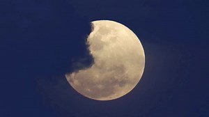 Exclusive: White House directs NASA to create time standard for the moon