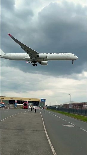 Japan airlines airbus A350-1041coming from Tokyo to landing Heathrow Airport London