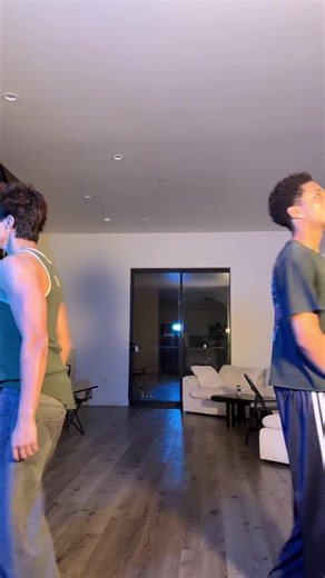 aws.aidan (@aws.aidan)’s video of tony lopez helicopter