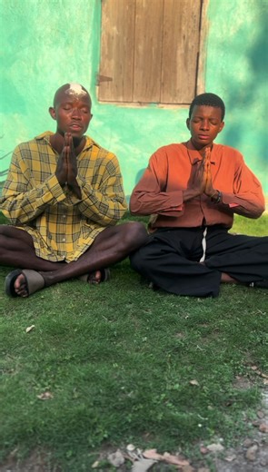 We kam learn kunfu na china 😂😂😂@🇬🇳.CJ.🇸🇱 Jack of all Jokes #sierraleonetiktok🇸🇱 #COMEDY #GOVIRAL #fyp
