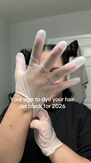 Dye Your Hair Jet Black for a Bold Look in 2026